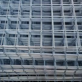 Welded wire mesh panel